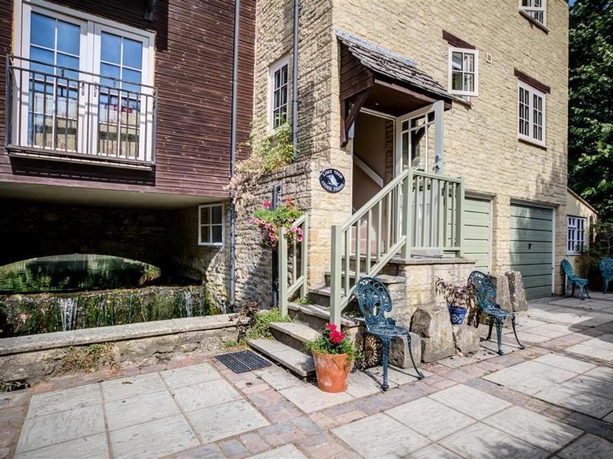Lime Tree Villa Burford Bagian luar foto